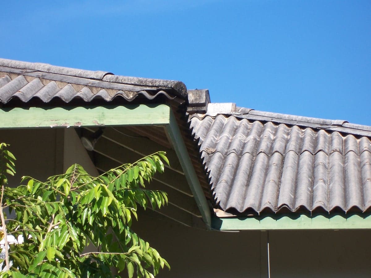 Asbestos roof removal — illustrative Australian housing or construction photograph, not proof of asbestos